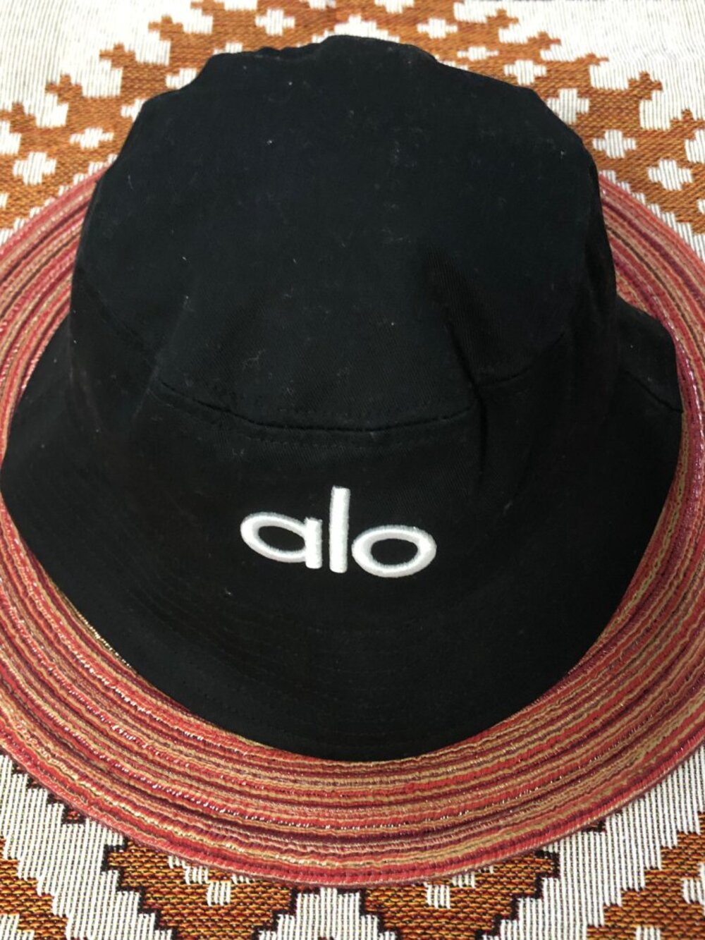 ALO Yoga Weekender Bucket Hat